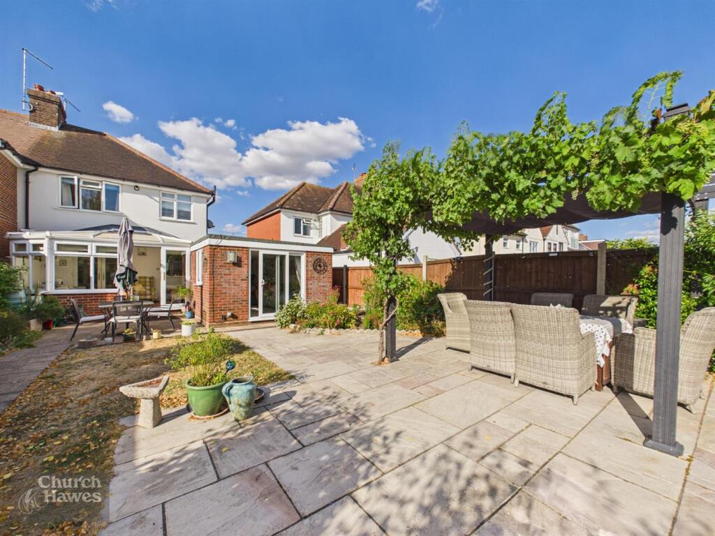 Dorset Avenue, Chelmsford photo 4