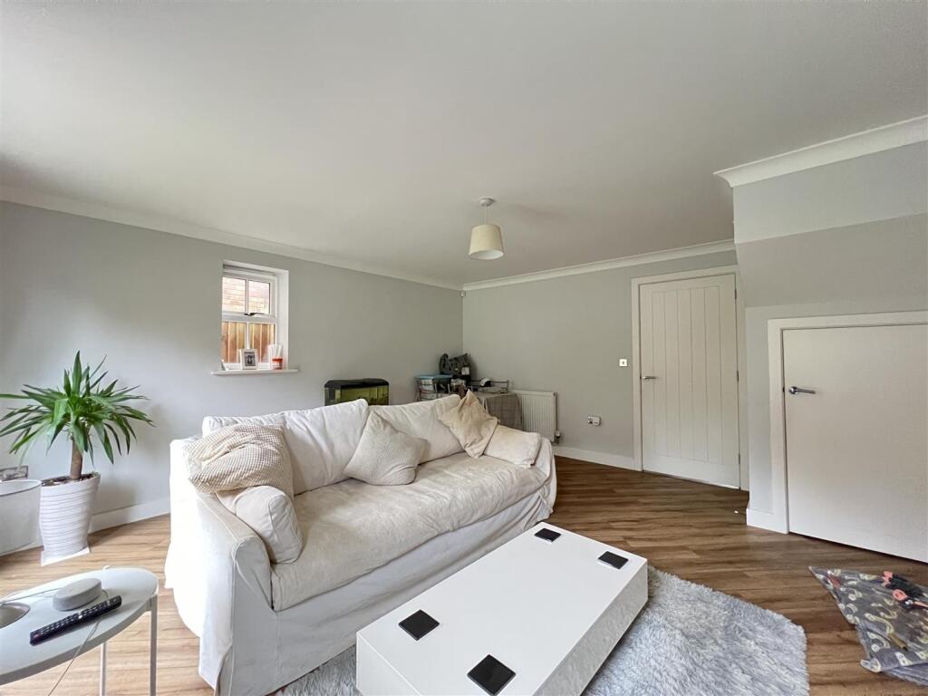 House in Northampton - View 5