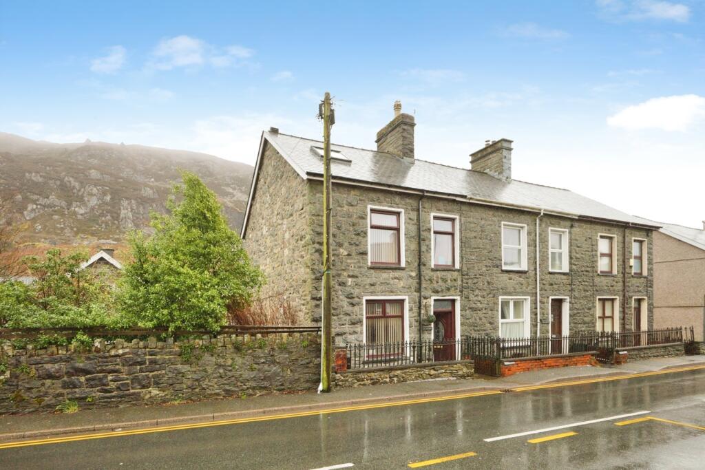Main image of property: Manod Road, BLAENAU FFESTINIOG, Gwynedd, LL41
