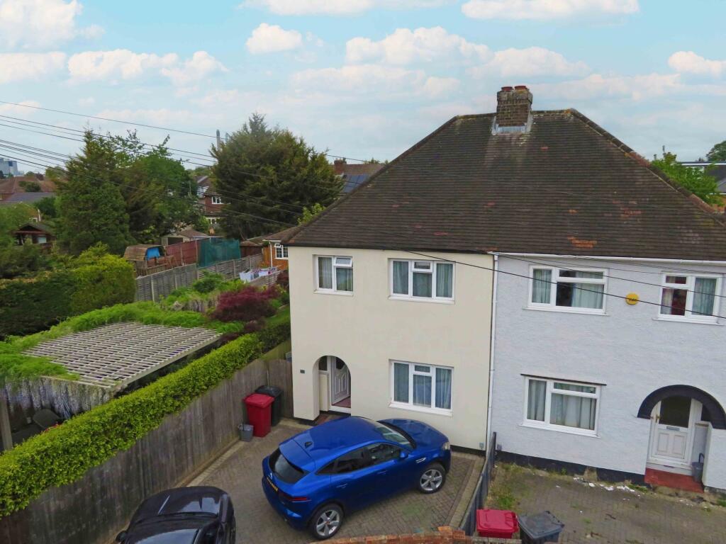Main image of property: Charter Road, Slough, SL1