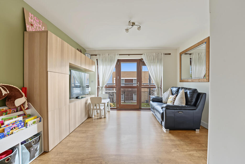 Brabazon Street, Poplar E14 photo 3