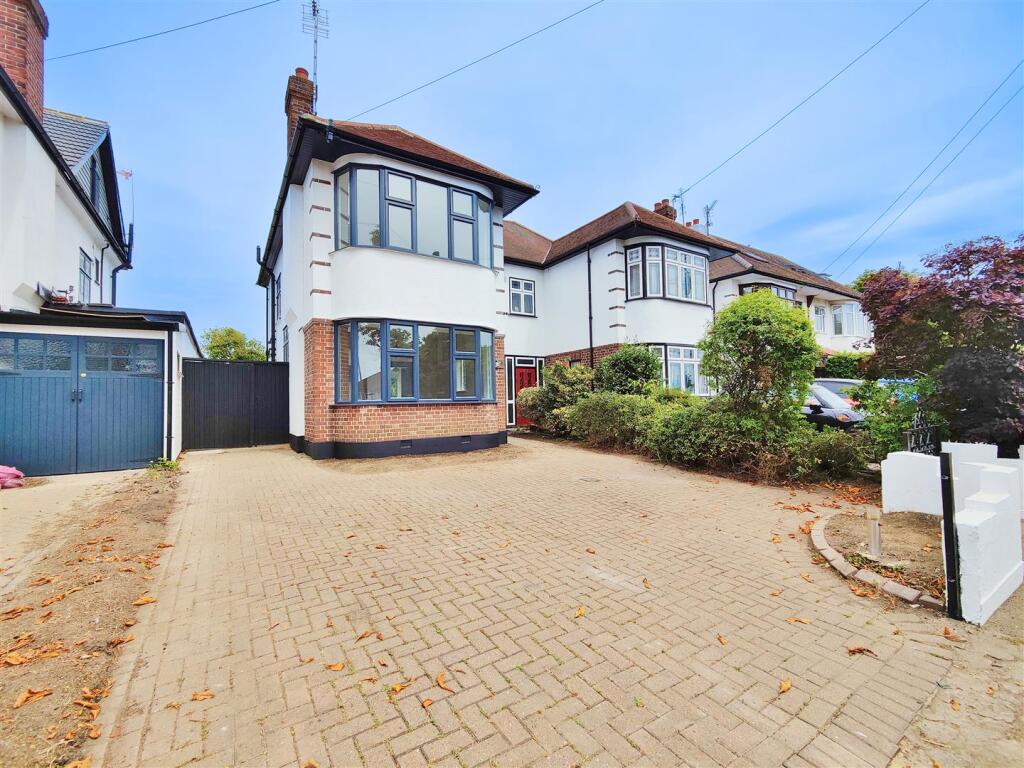 Main image of property: Prittlewell Chase, Westcliff On Sea