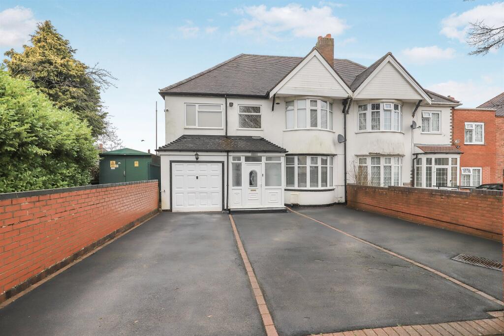 4-bed semi-detached on Himley Crescent, Goldthorn Park, Wolverhampton, £440,000