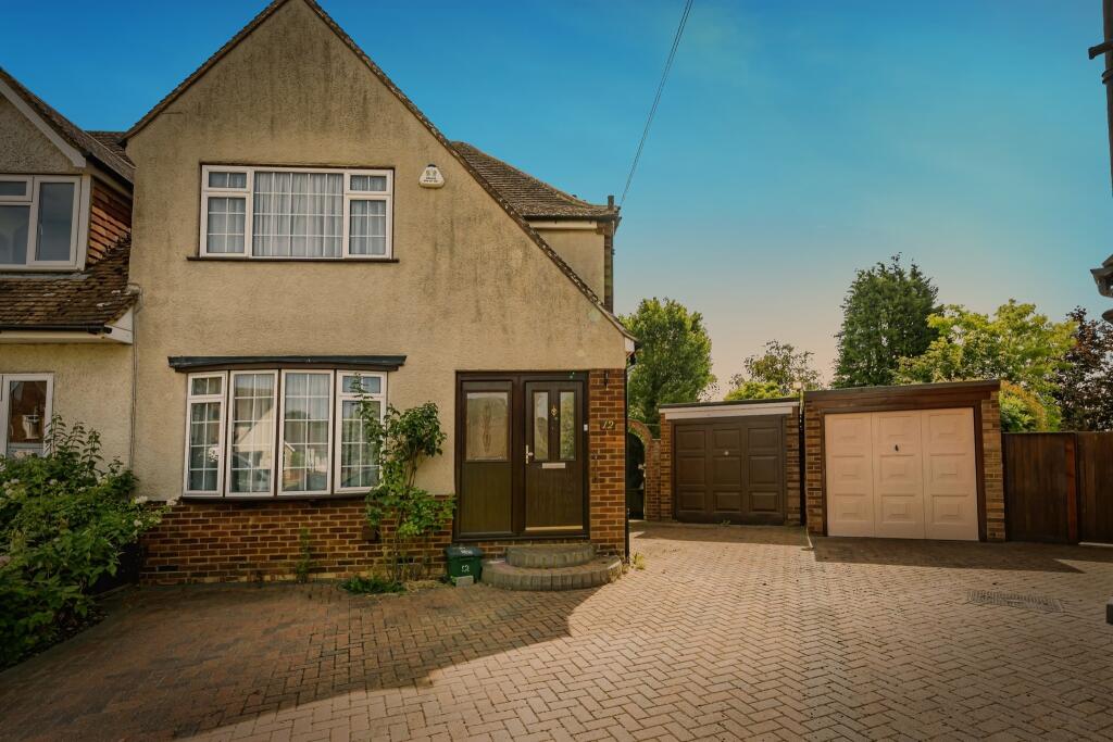 Main image of property: Broughton Close, Bierton, Aylesbury