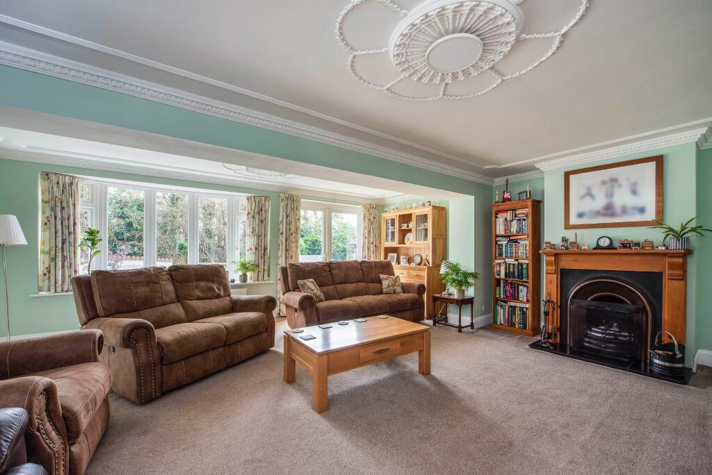 Windmill Close, Clanfield photo 2