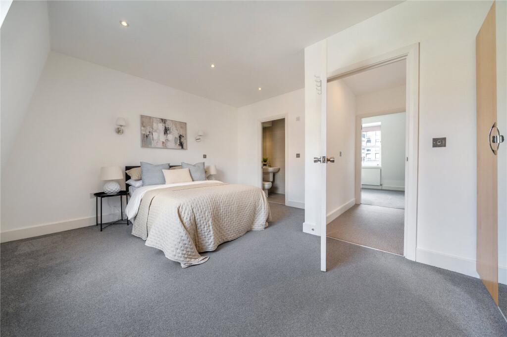 House in London, Purbrook Estate, Old Kent Road - View 4