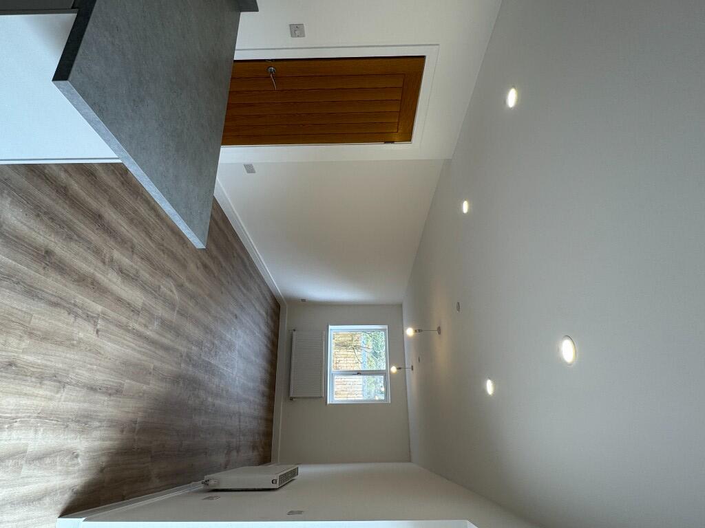 Celynen Close, Newbridge, NP11 photo 4