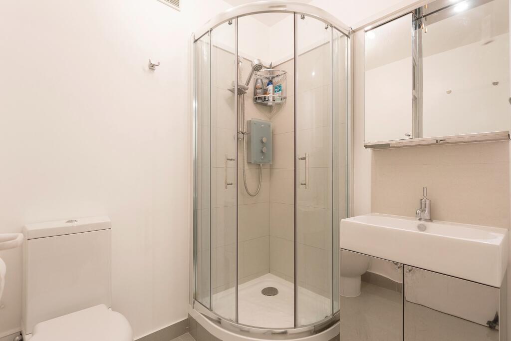 Apartment in London - View 4