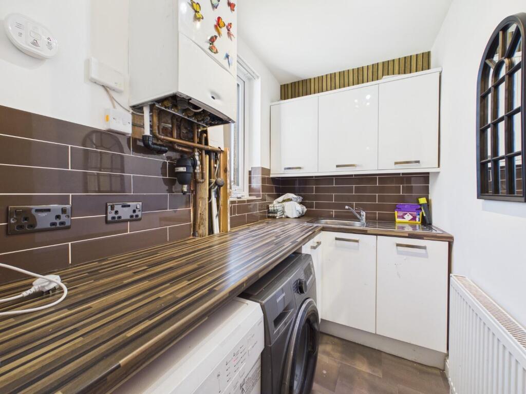 Additional image 9 of Sapgate Lane, Bradford