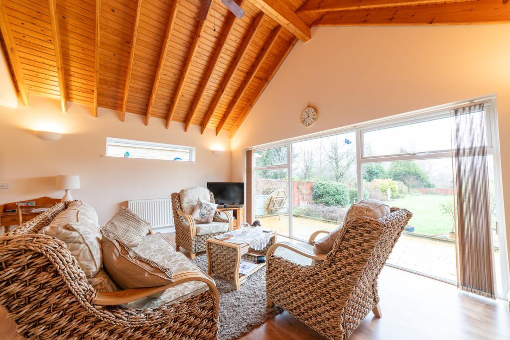 Malleson Road, Gotherington, Cheltenham, GL52 photo 4