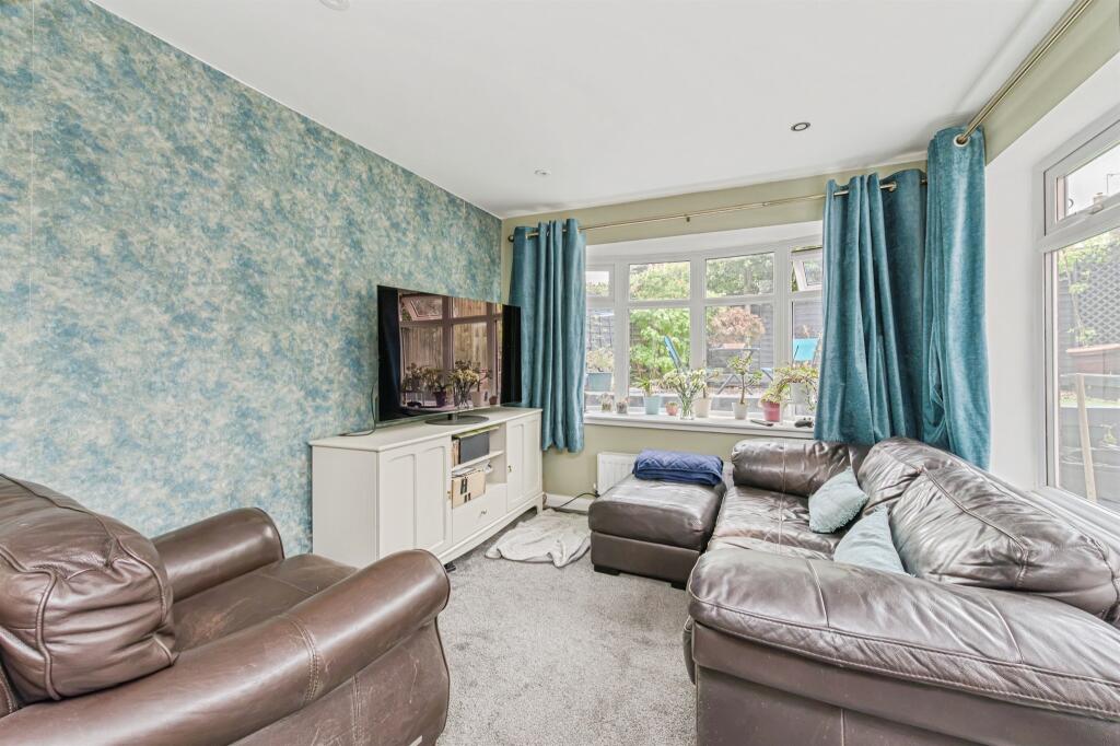 House in North Warwickshire, Dordon - View 3
