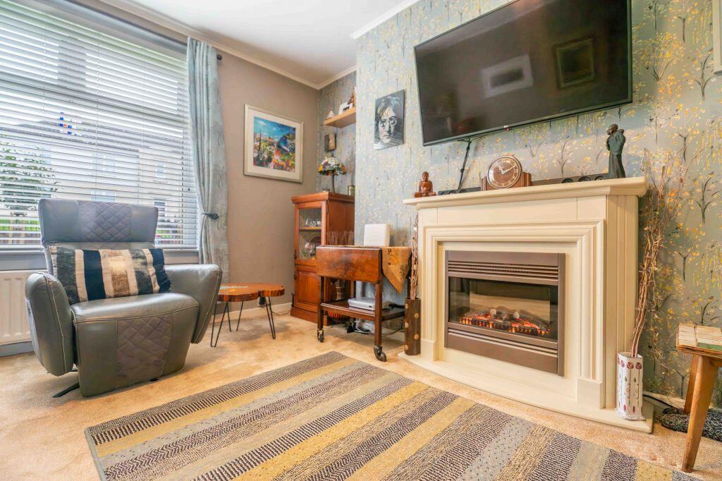 18a, Royal Avenue, Largs, KA30 9JL photo 3