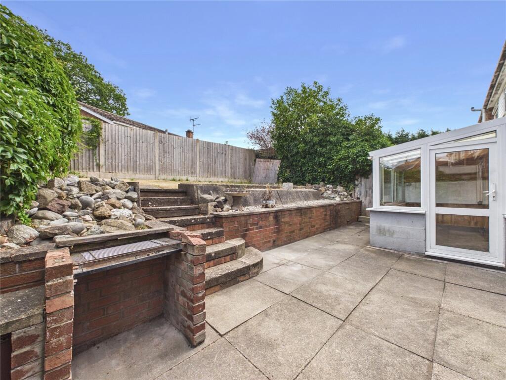 House in Worcester - View 4
