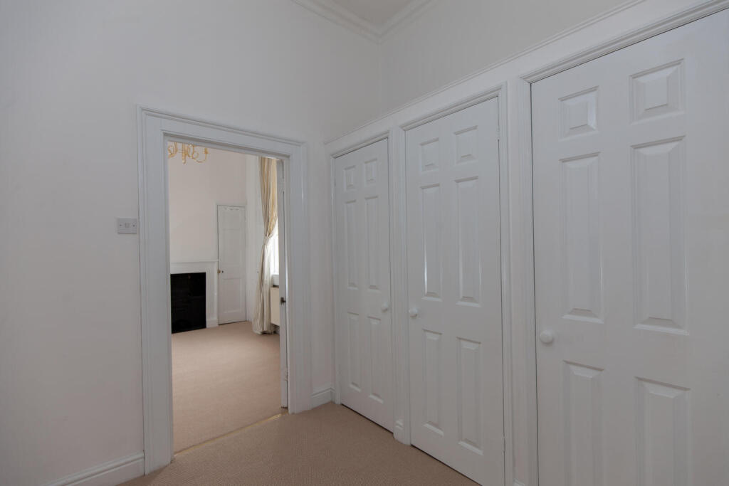Apartment in Bath - More