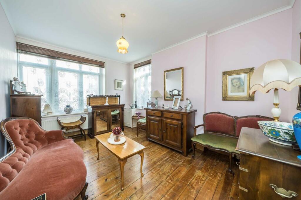 Main image of property: Cricklewood Lane, Childs Hill