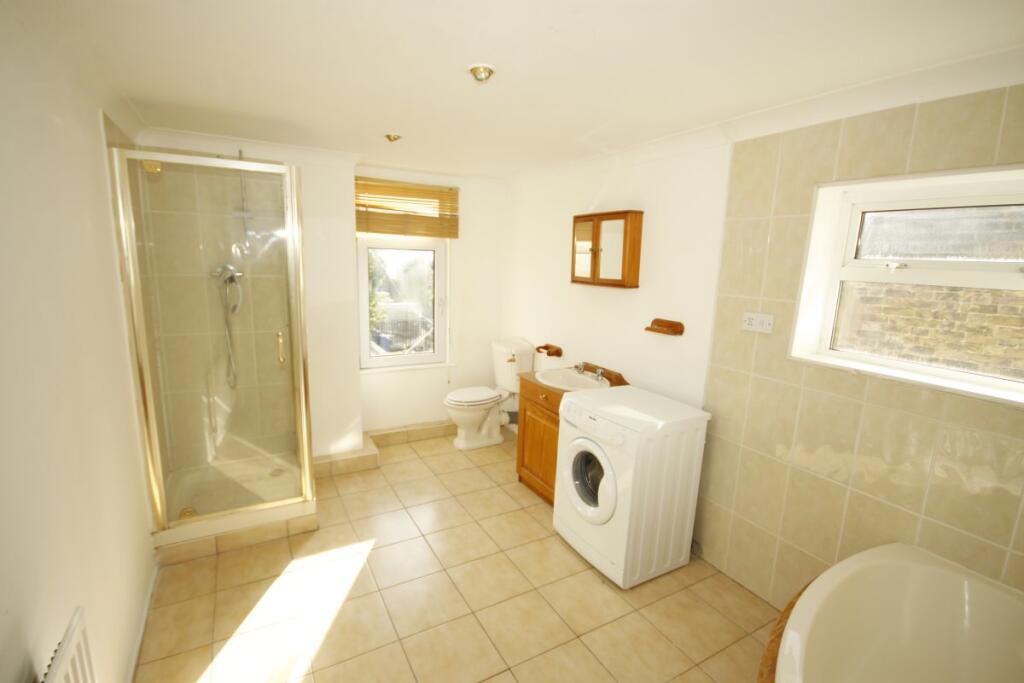 Apartment in Rochester - View 5