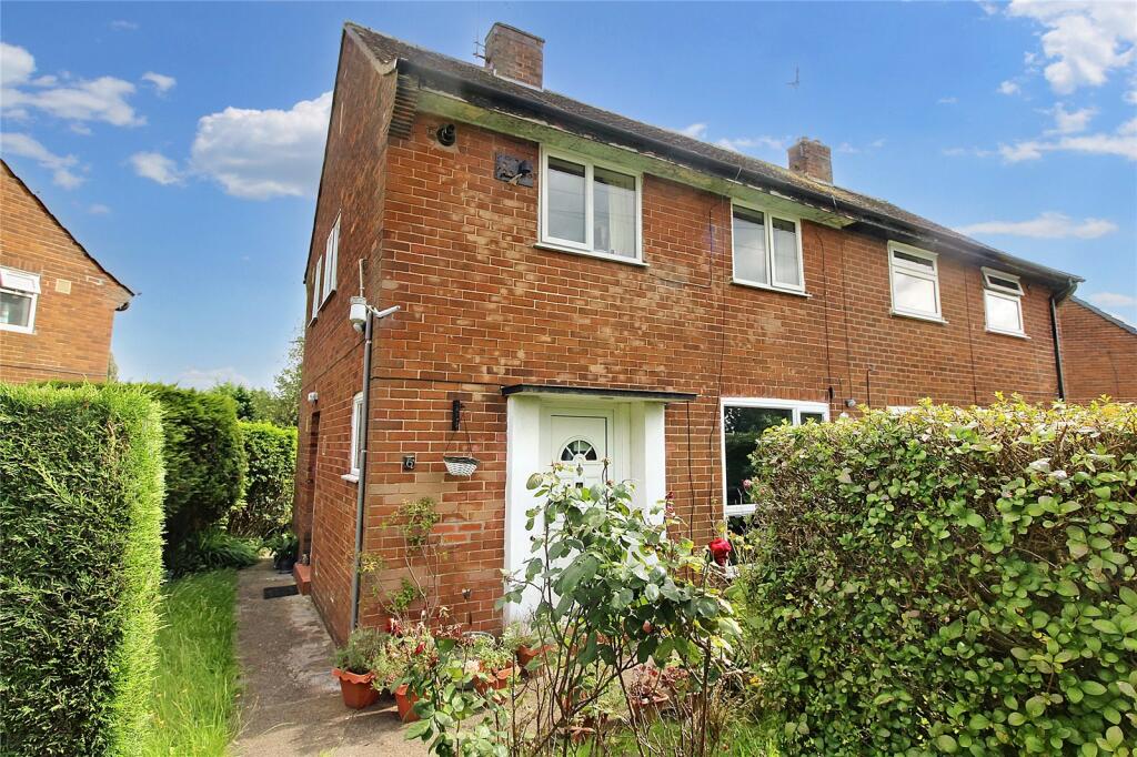 Main image of property: Lingfield Approach, Leeds, West Yorkshire, LS17