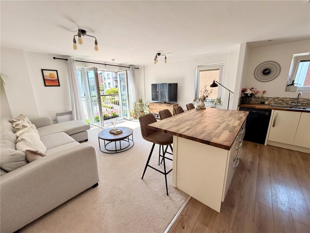 Apartment in Poole - View 2