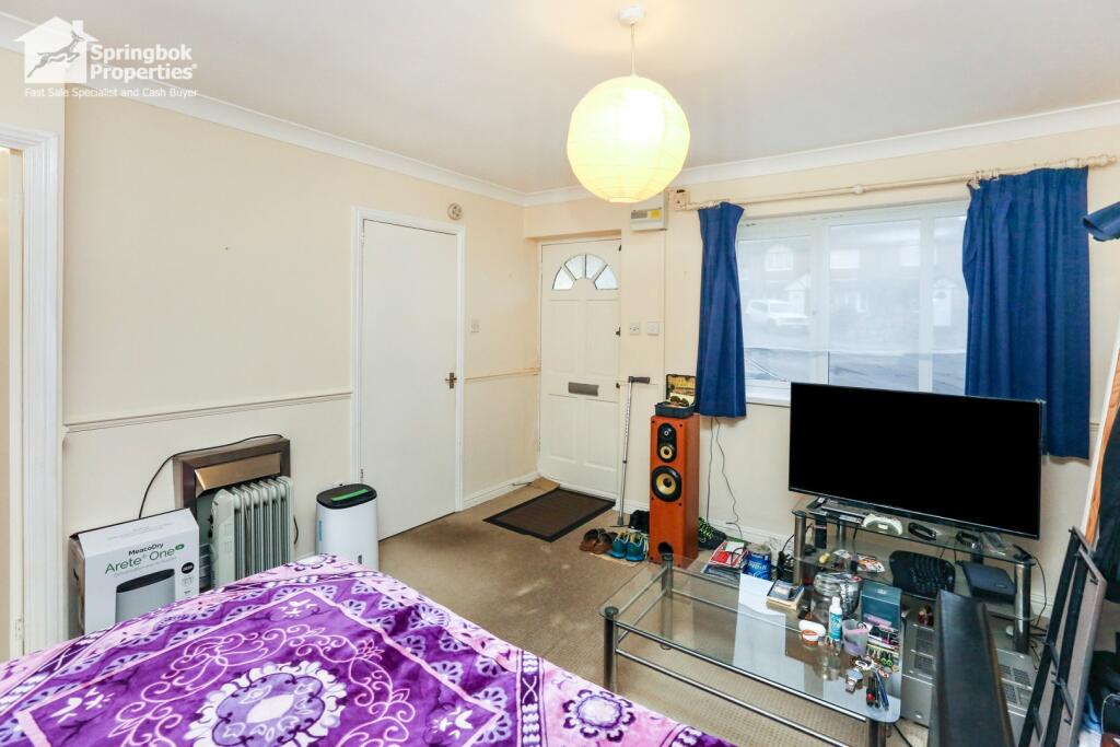 Bracklesham Close, Southampton, Hampshire photo 4