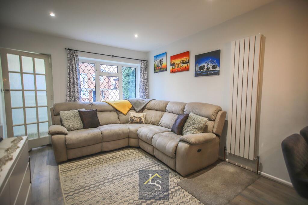 42 Delfur Road photo 4