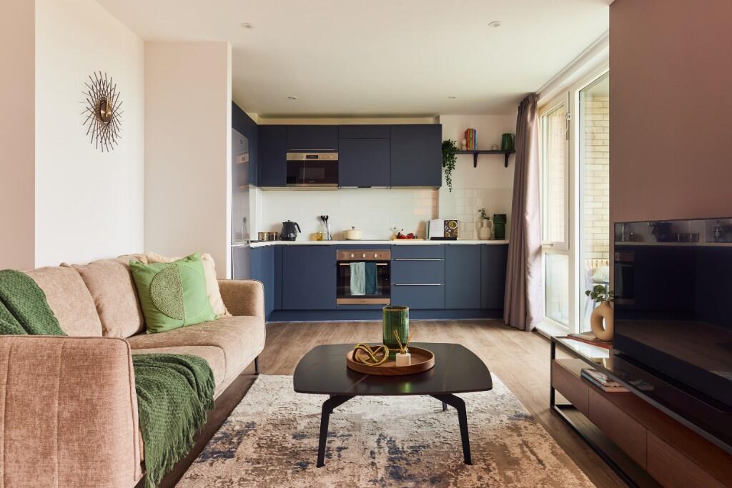 Main image of property: Park Square, Avebury Boulevard, Milton Keynes, MK9