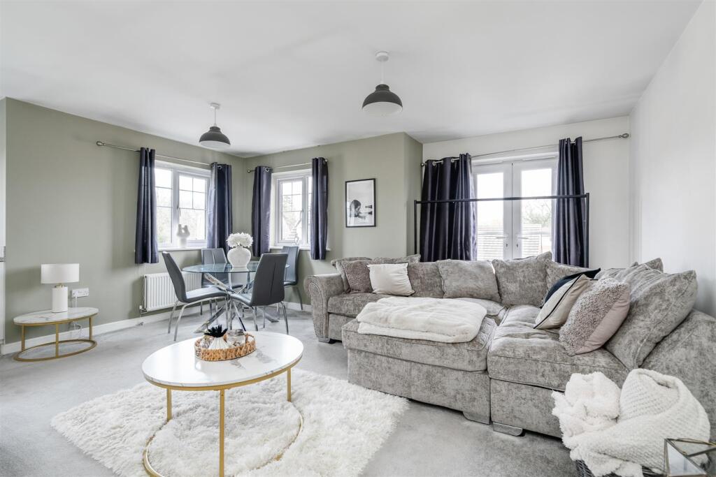 Main image of property: New Meadow Close, Shirley, Solihull