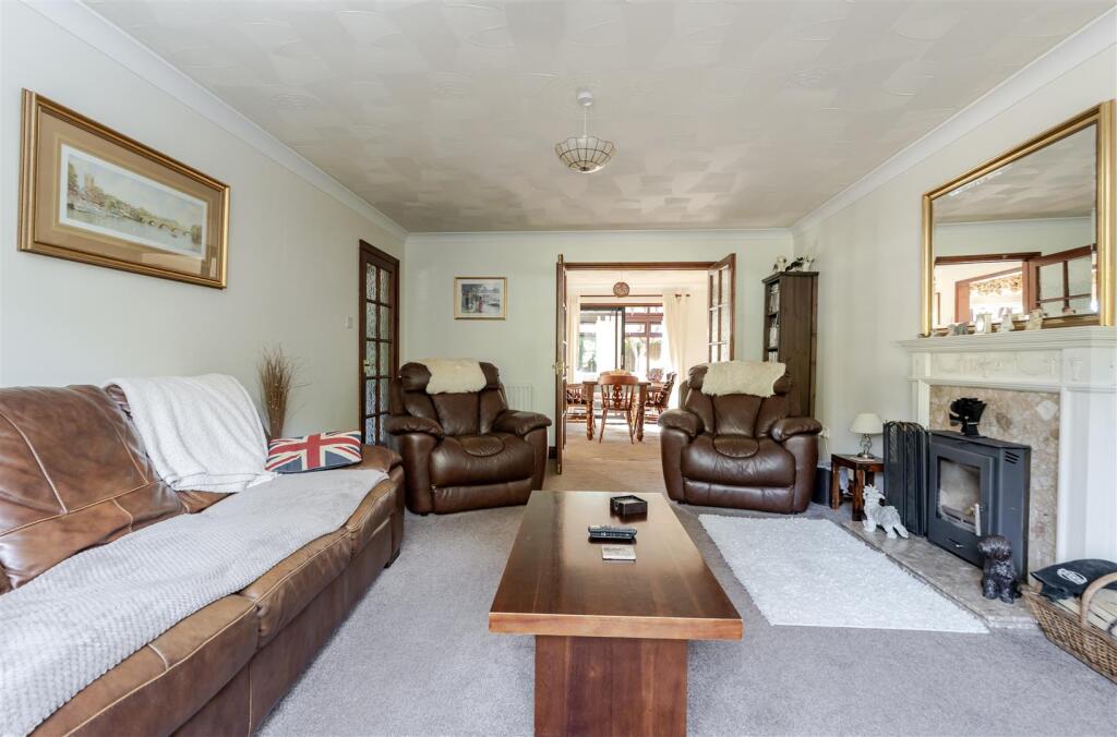 House in Peterborough - View 5