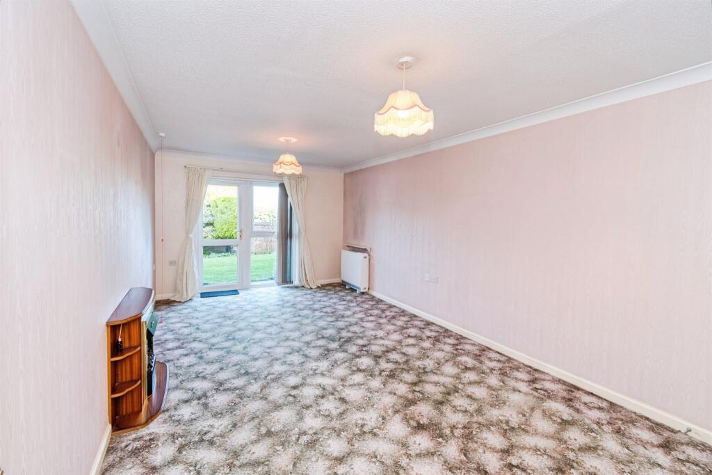 Apartment in Eastleigh, Chartwell Green, West End - View 4