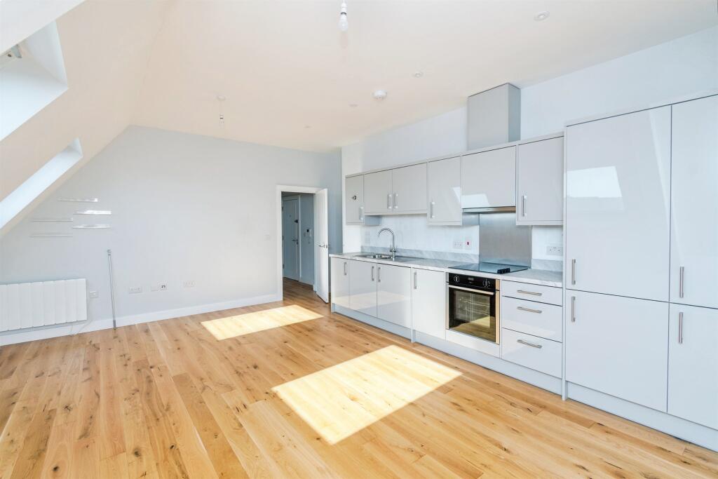 Main image of property: London Road, Southampton