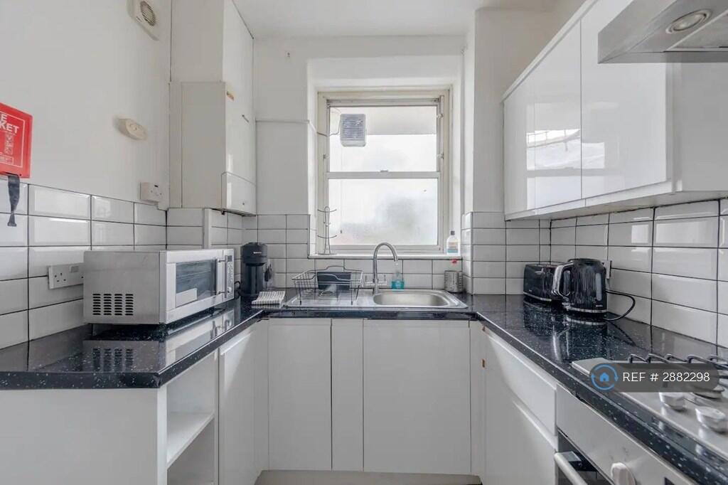 1 bedroom flat share for rent