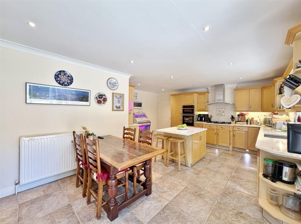 Stagswood, Verwood, Dorset, BH31 - View 5