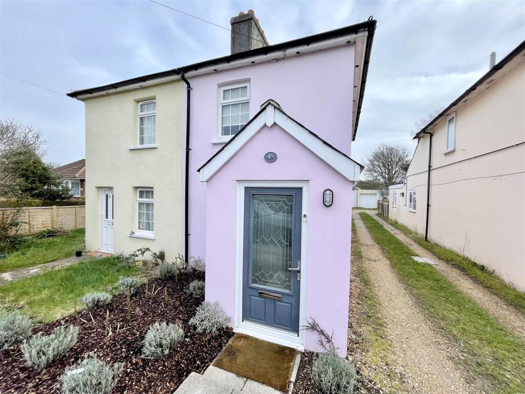 Main image of property: Fleet End Road, Southampton