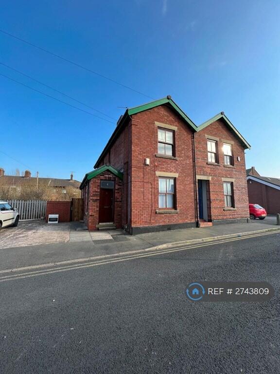 Main image of property: School Street, Newton-Le-Willows, WA12