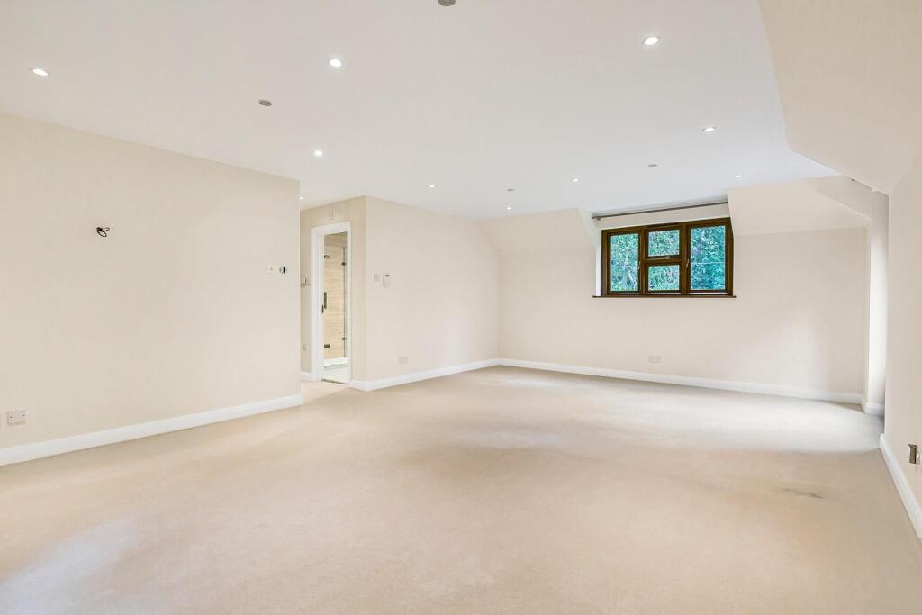 Additional image 24 of West Riding, Tewin Wood, Welwyn, AL6