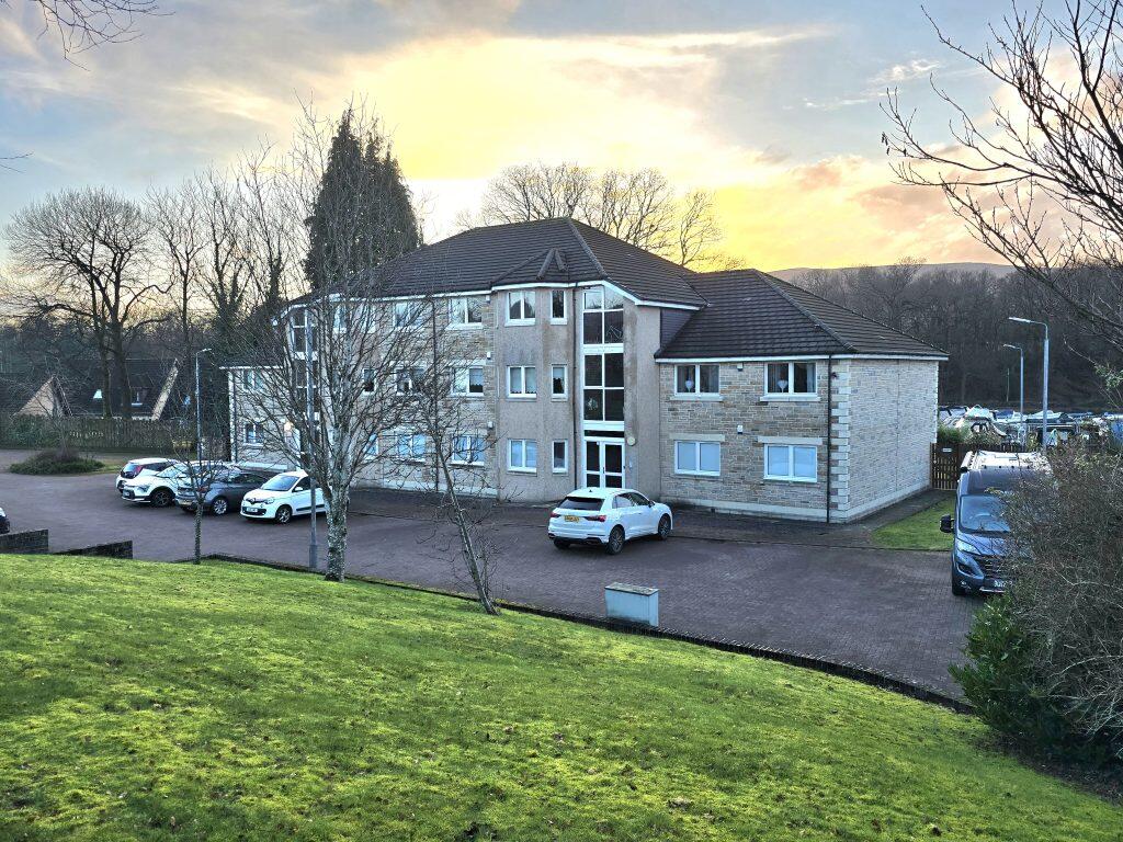 Main image of property: 8 Lennoxbank House, Balloch, G83 8QF