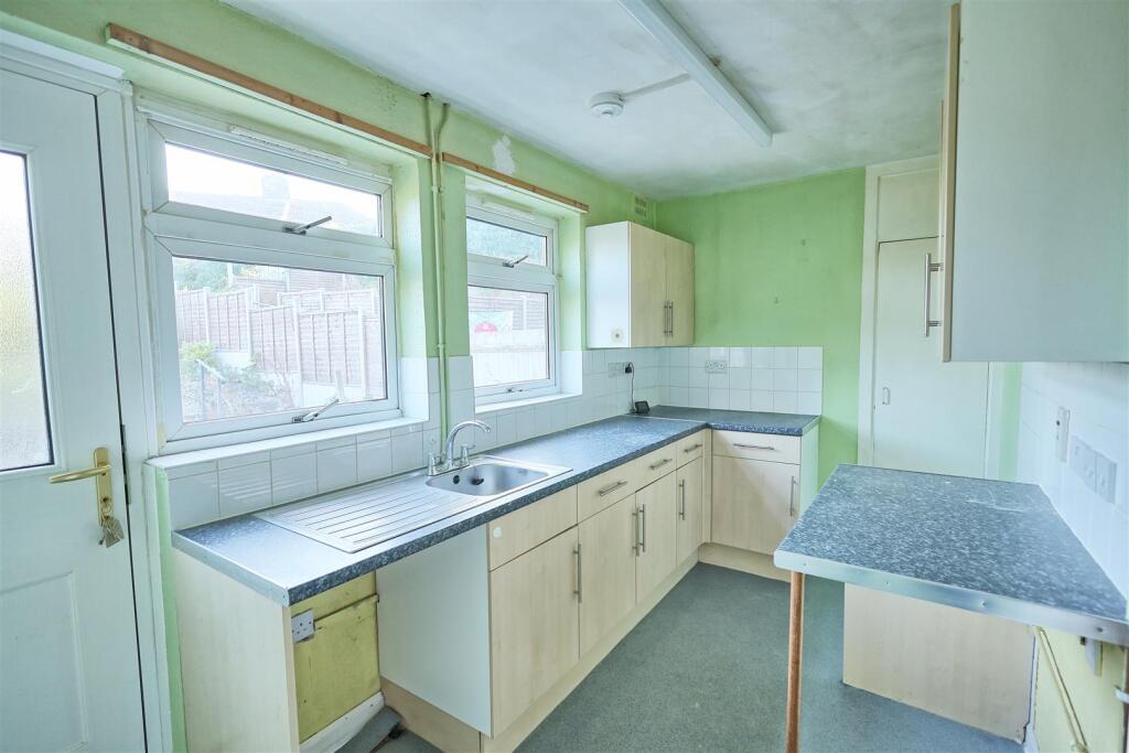 House in Hertford, Foxholes - View 4