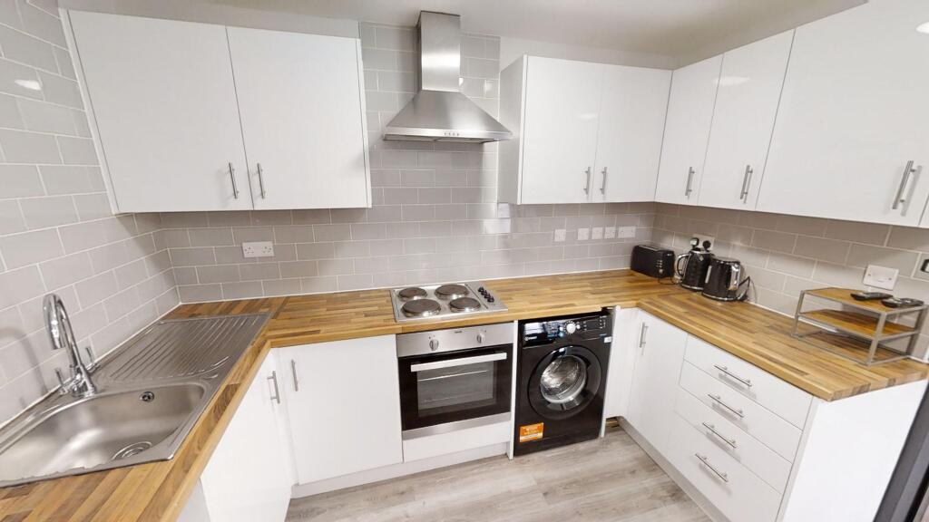 1 bedroom semi-detached house for rent