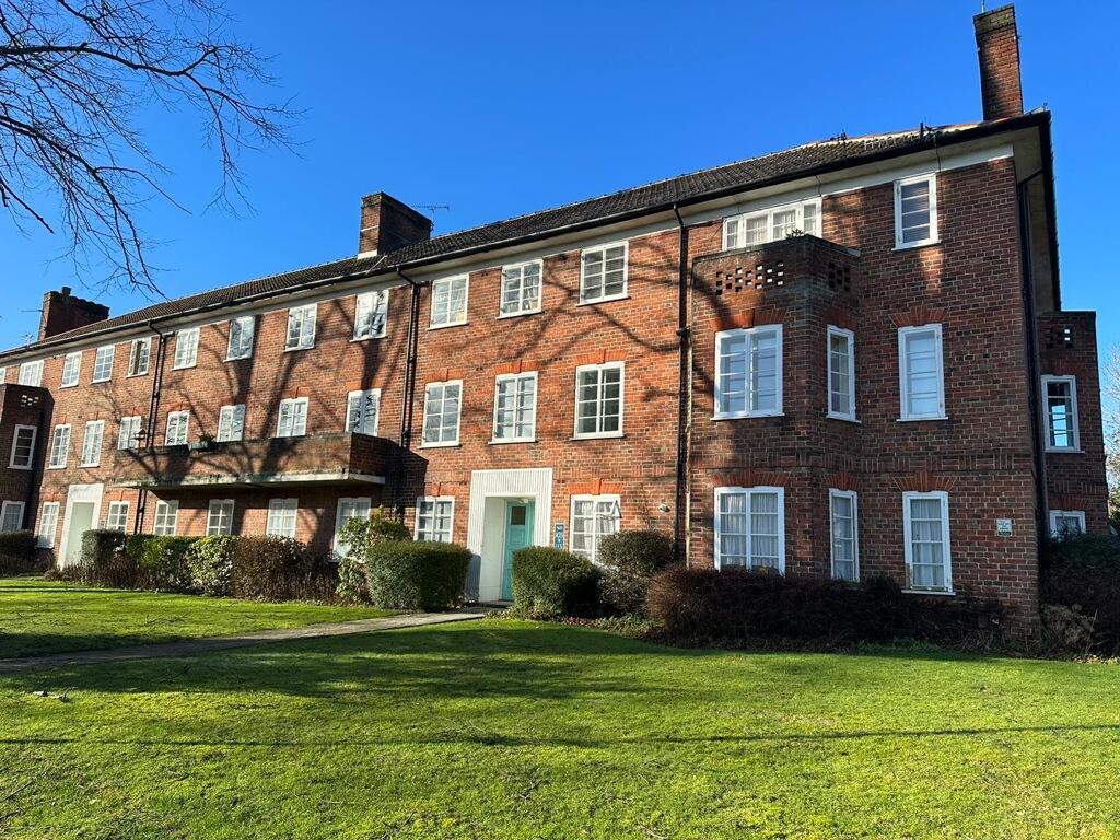 Main image of property: Brookvale Road, Southampton, Hampshire, SO17 1QY