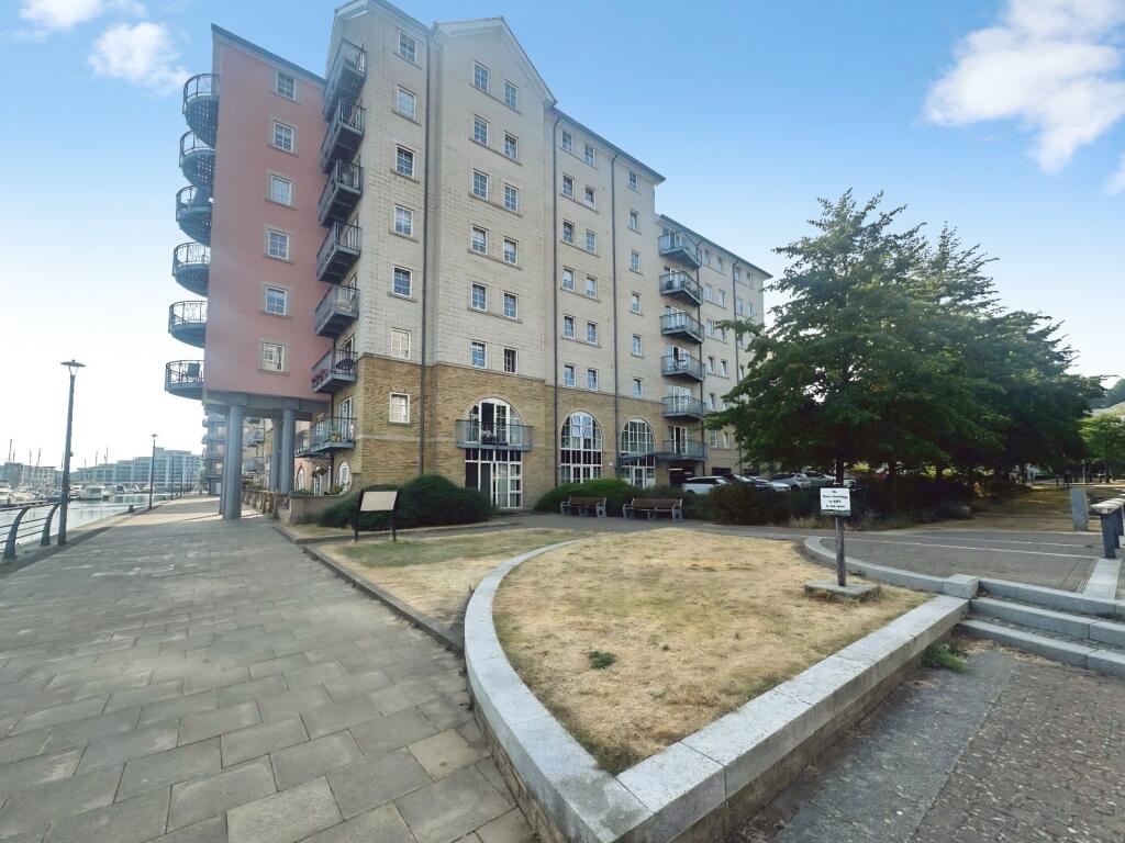Main image of property: Lower Burlington Road, Portishead, Bristol, Somerset, BS20