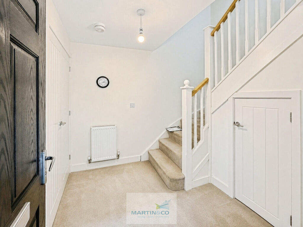 Apartment in St Albans - View 3