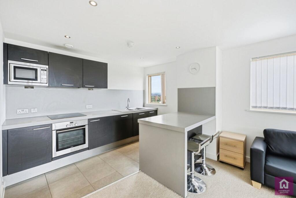 Apartment in Manchester - More