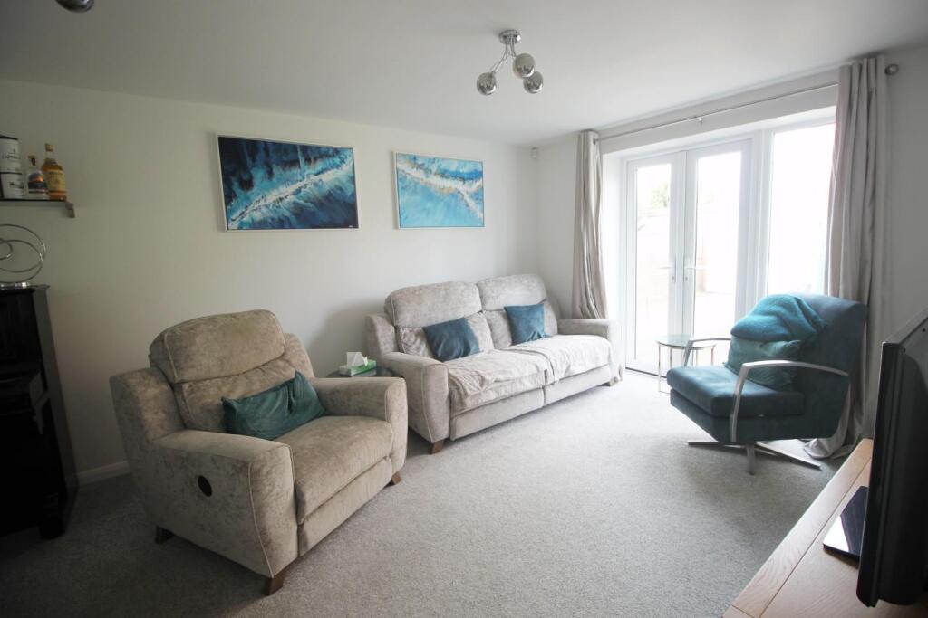 House in Southampton - View 3