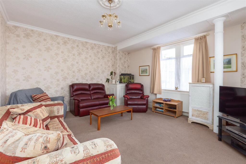 Westminster Road, Morecambe photo 3