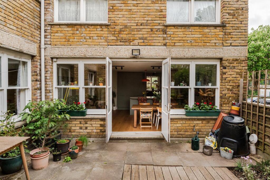 Overton Road, London SW9 photo 4