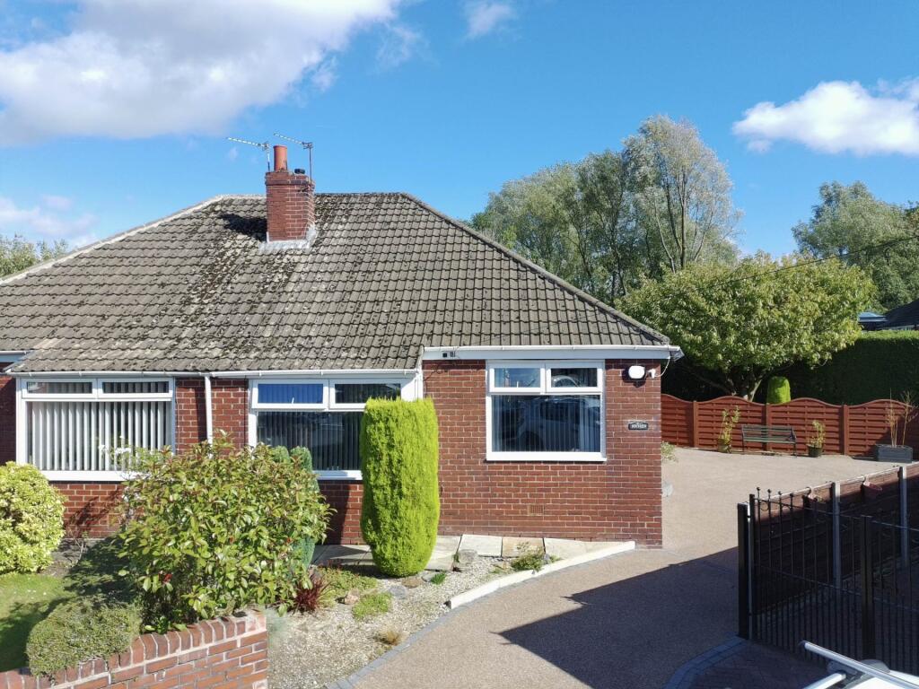 Main image of property: Strand Way, Oldham