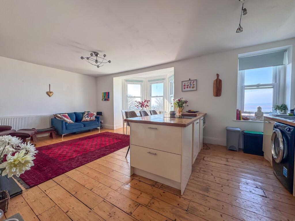 Rockleigh, Beach Road West, Portishead, Bristol, BS20 photo 4