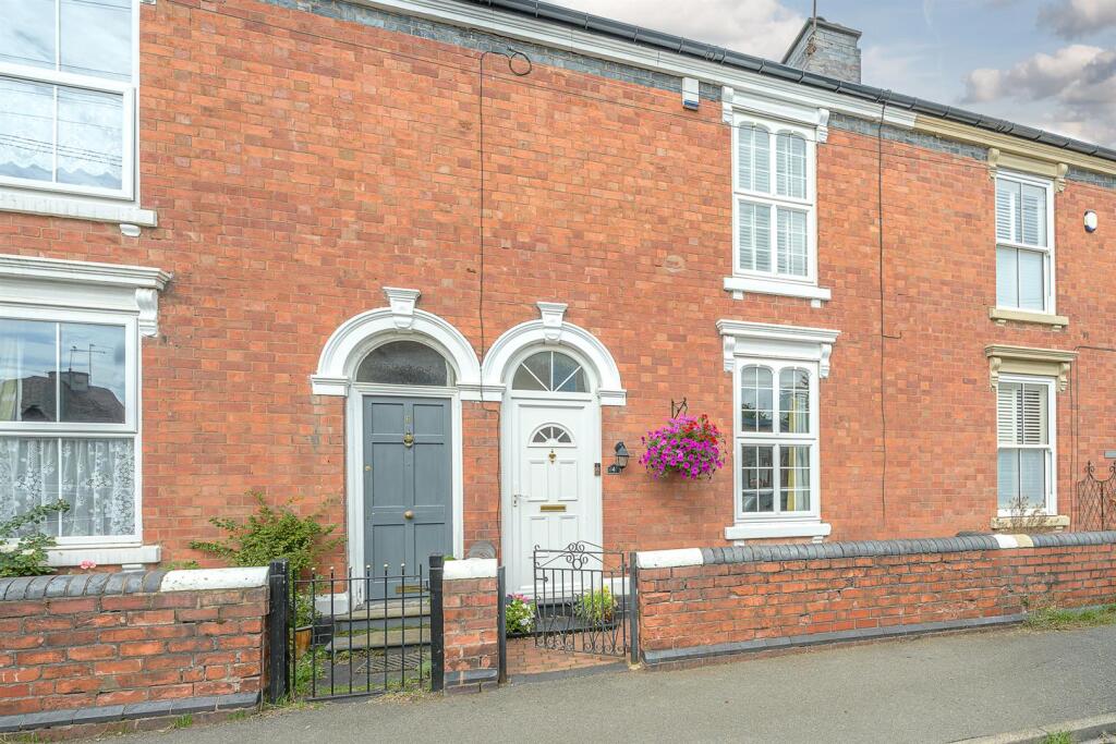 Main image of property: Glebe Lane, Stourbridge, DY8 3YH