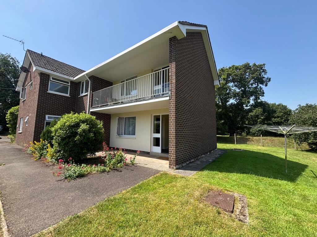 Main image of property: Farringdon, Exeter