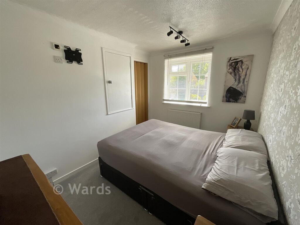 House in Tonbridge and Malling, Leybourne - More