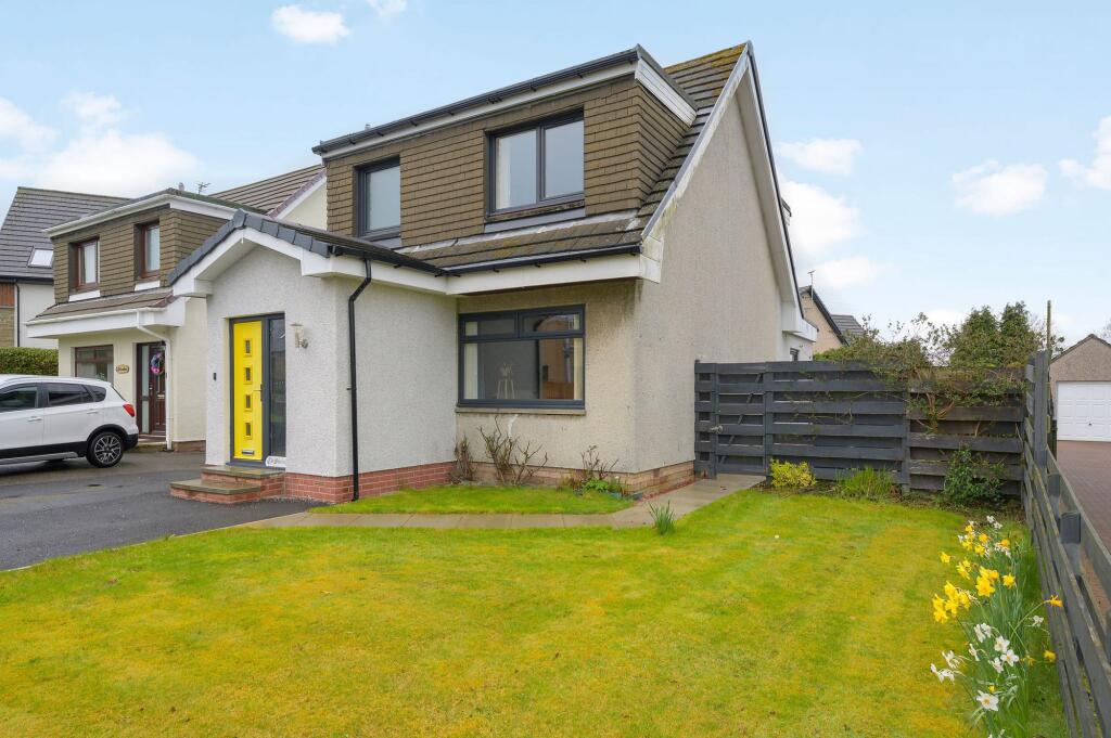 Main image of property: The Sheiling, Sunnyside Road, Brightons, FK2 0RW